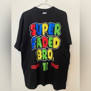 Shaka wear Graphic t-shirt.